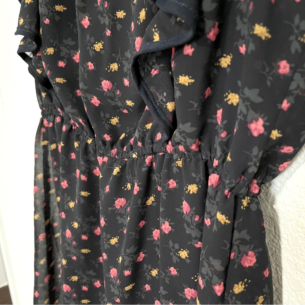 Floral Ruffle Mini Dress - Picture 5 of 9